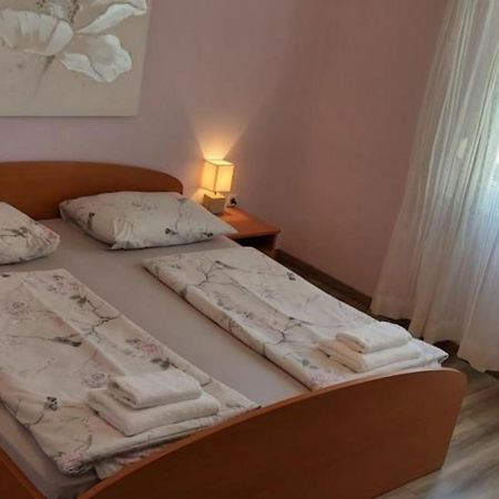 Pansion Belvedere Mali Losinj Exterior photo